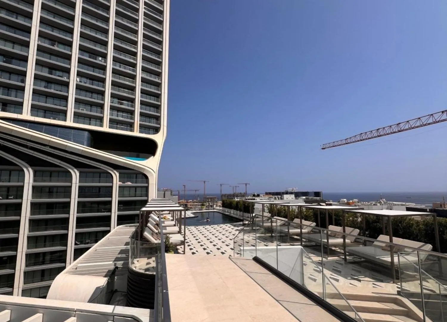 Corner 1 Bed Apart In Mercury Suites With Rooftop Pool Seasonal San Ġiljan Apartment